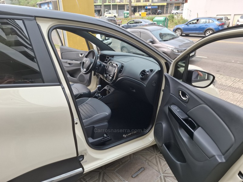 CAPTUR 1.6 16V FLEX INTENSE AUTOMÁTICO - 2020 - CAXIAS DO SUL