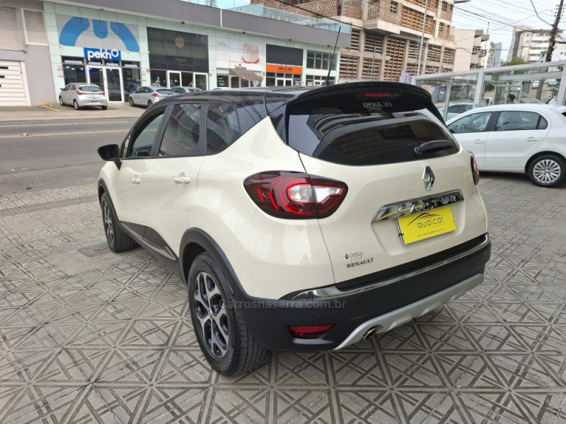 CAPTUR 1.6 16V FLEX INTENSE AUTOMÁTICO - 2020 - CAXIAS DO SUL