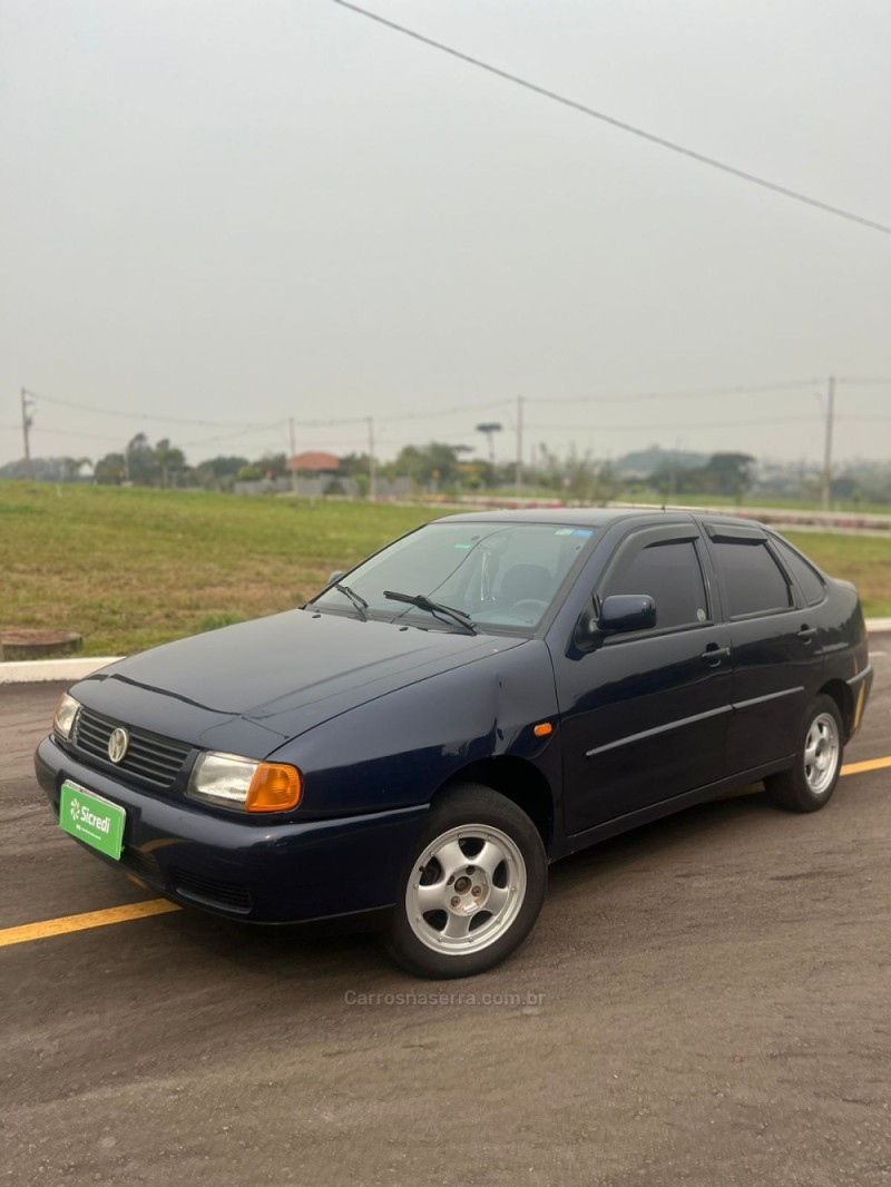 POLO 1.8 MI CLASSIC SEDAN 8V GASOLINA 4P MANUAL - 1998 - CARLOS BARBOSA