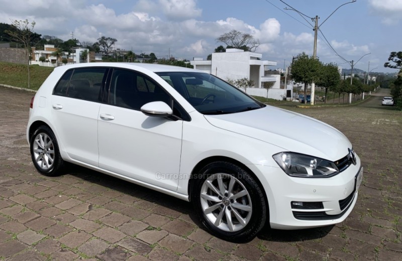 GOLF 1.4 TSI COMFORTLINE 16V GASOLINA 4P AUTOMÁTICO