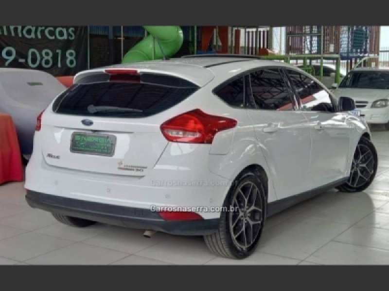 FOCUS 2.0 TITANIUM PLUS HATCH 16V FLEX 4P AUTO - 2016 - CAXIAS DO SUL