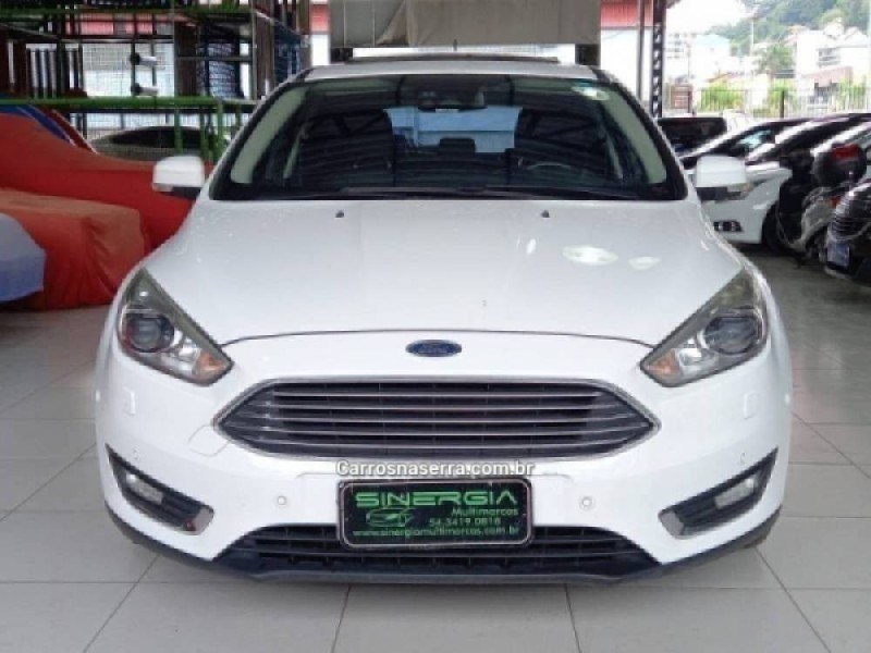 FOCUS 2.0 TITANIUM PLUS HATCH 16V FLEX 4P AUTO - 2016 - CAXIAS DO SUL