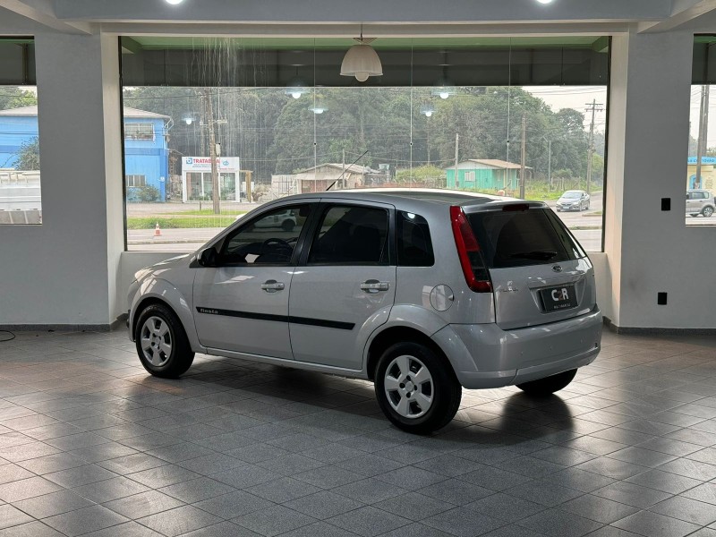 FIESTA 1.6 MPI CLASS HATCH 8V FLEX 4P MANUAL - 2011 - CAXIAS DO SUL