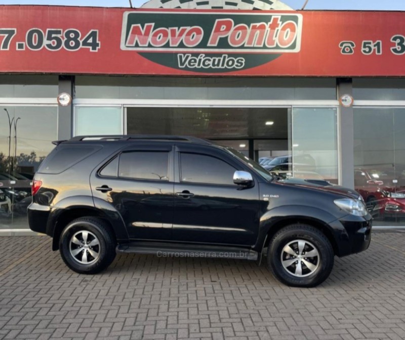 HILUX SW4 3.0 SRV 4X4 16V TURBO INTERCOOLER DIESEL 4P AUTOMÁTICO - 2006 - PAROBé