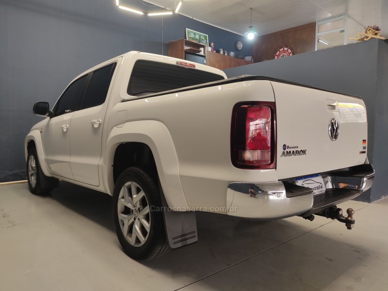 AMAROK 3.0 V6 TDI HIGHLINE CD DIESEL 4MOTION AUTOMÁTICO - 2019 - CAXIAS DO SUL