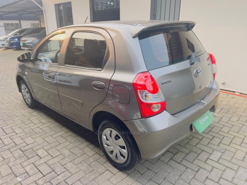 ETIOS 1.3 X 16V FLEX 4P MANUAL - 2018 - NOVO HAMBURGO