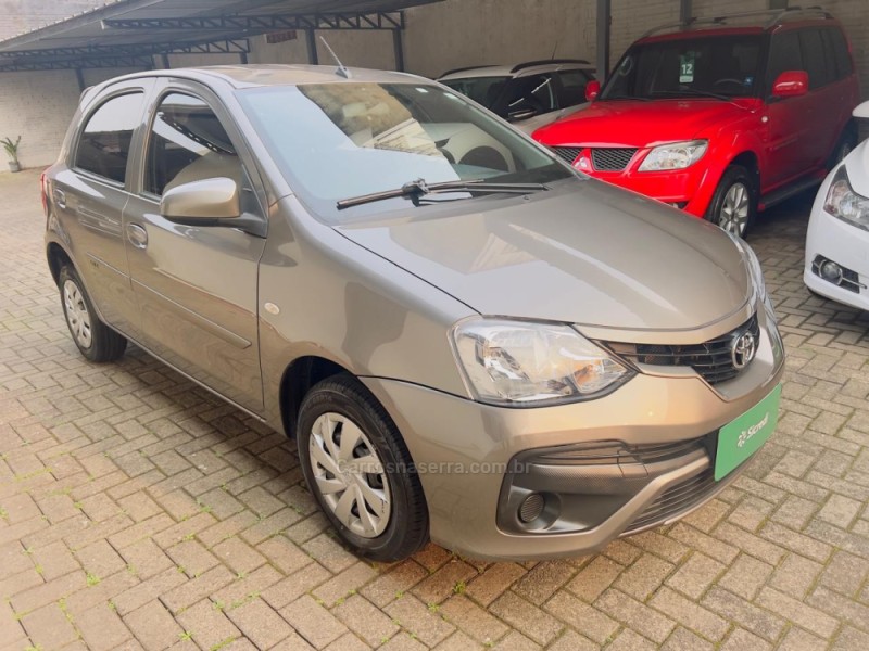 ETIOS 1.3 X 16V FLEX 4P MANUAL - 2018 - NOVO HAMBURGO