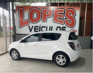 SONIC 1.6 LT 16V FLEX 4P MANUAL - 2014 - PORTãO