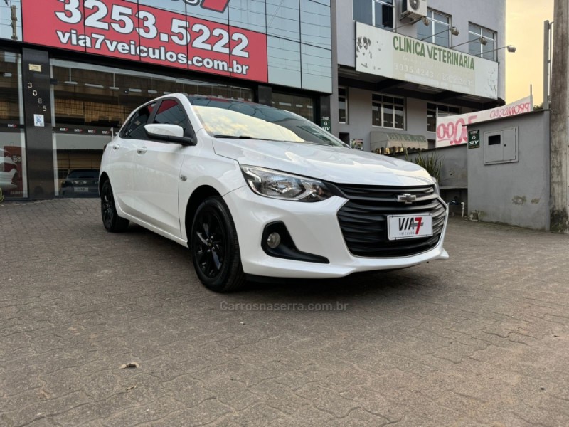 ONIX 1.0 LTZ 12V TURBO FLEX 4P MANUAL - 2022 - NOVO HAMBURGO