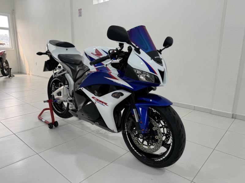 CBR 600RR  - 2011 - BENTO GONçALVES