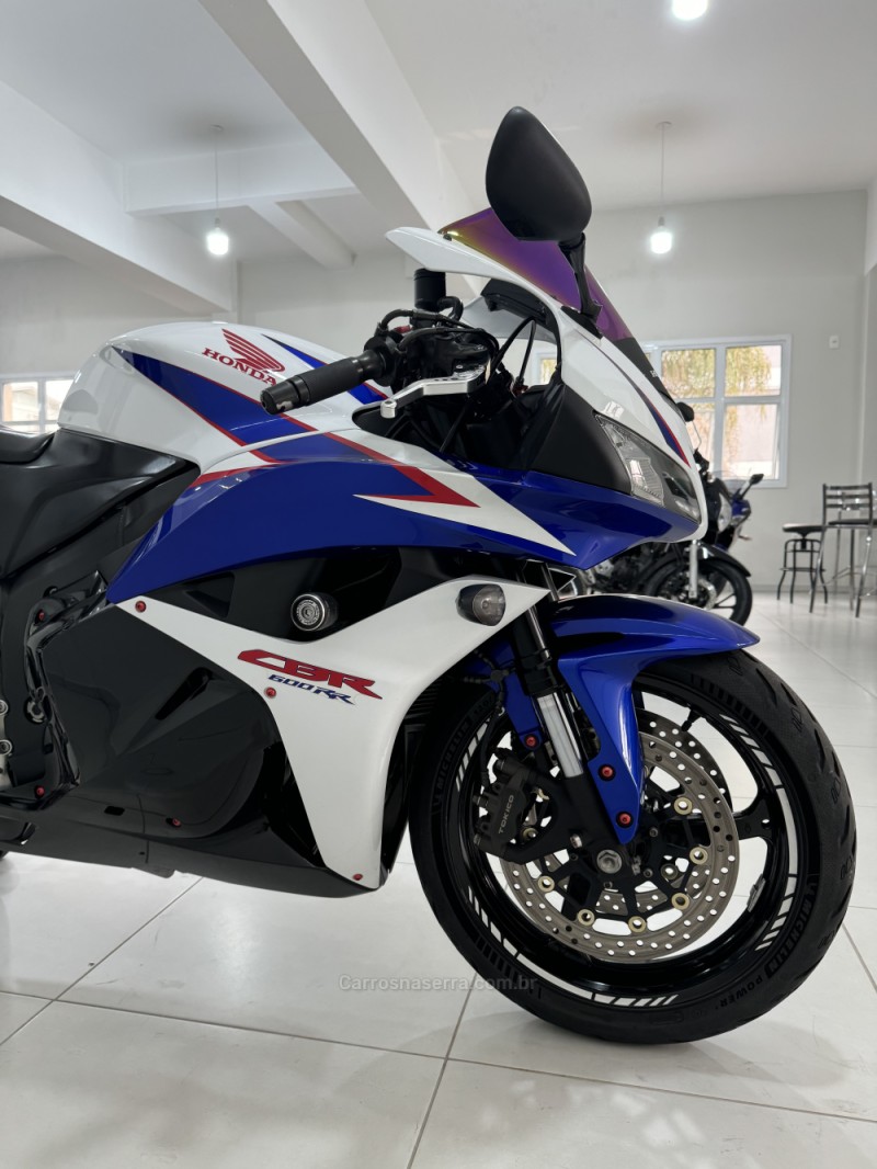 CBR 600RR  - 2011 - BENTO GONçALVES