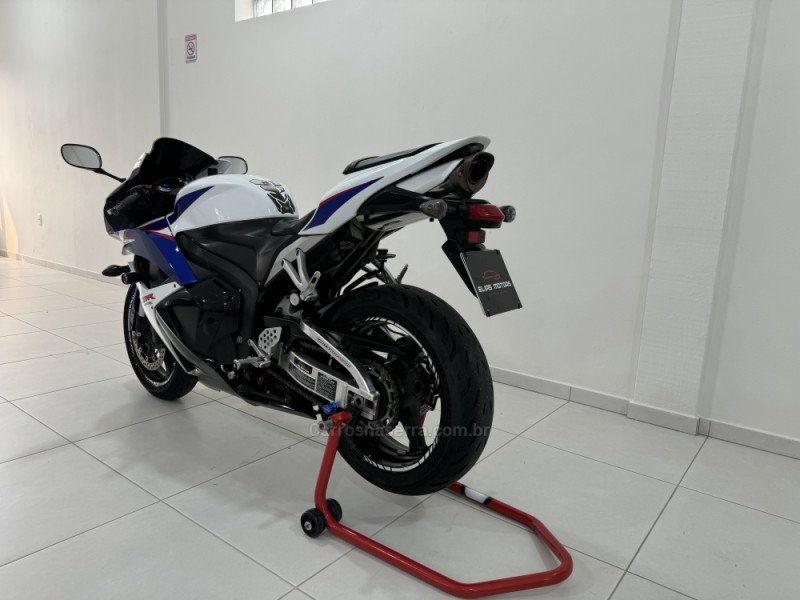 CBR 600RR  - 2011 - BENTO GONçALVES