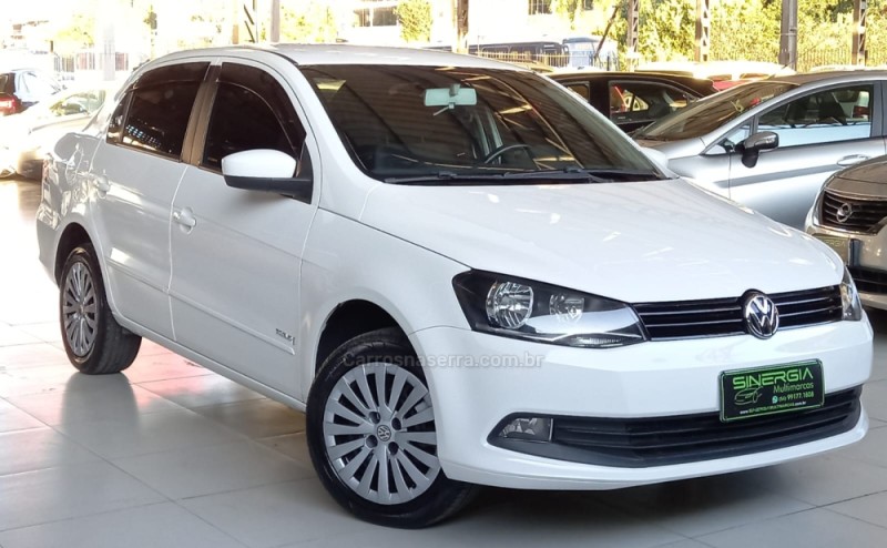 VOYAGE 1.0 MI TRENDLINE 8V FLEX 4P MANUAL - 2014 - CAXIAS DO SUL