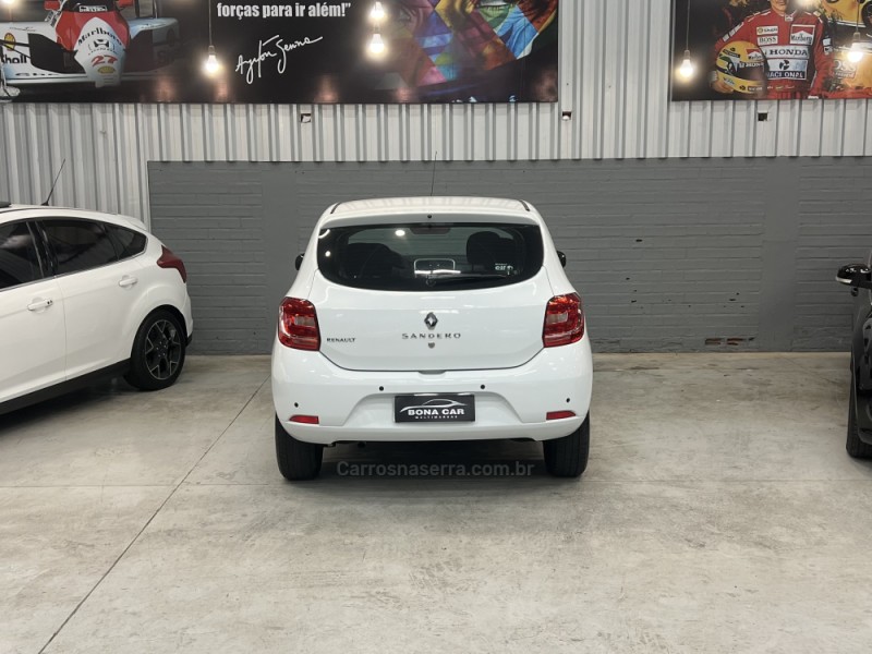 SANDERO 1.0 EXPRESSION 16V FLEX 4P MANUAL - 2018 - CAXIAS DO SUL