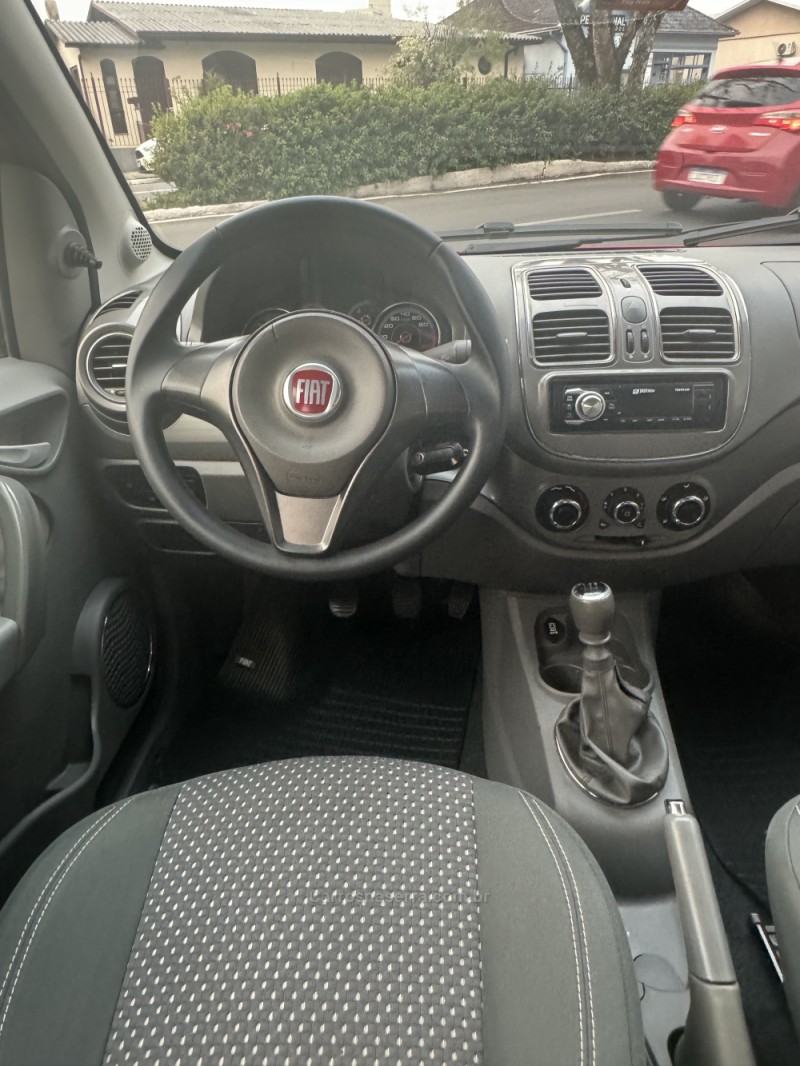 GRAND SIENA 1.6 MPI ESSENCE 16V FLEX 4P MANUAL - 2015 - FARROUPILHA