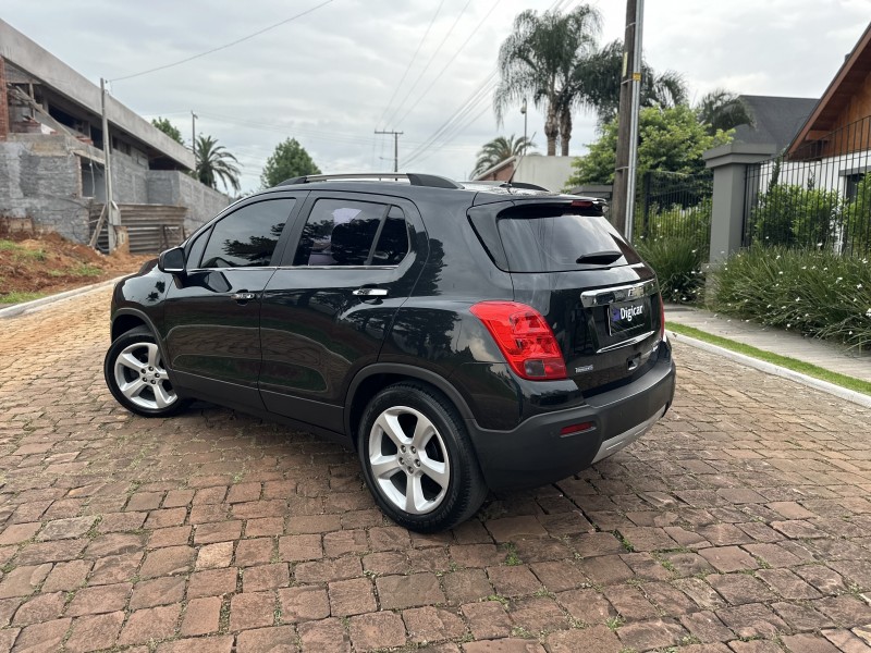 TRACKER 1.8 MPFI LTZ 4X2 16V FLEX 4P AUTOMÁTICO - 2015 - LAJEADO