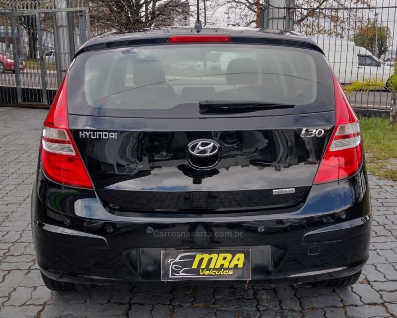 I30 2.0 MPI 16V GASOLINA 4P MANUAL - 2011 - CAXIAS DO SUL