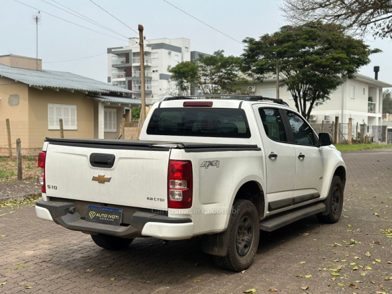 S10 2.4 LS 4X2 CD 8V FLEX 4P MANUAL - 2020 - IVOTI