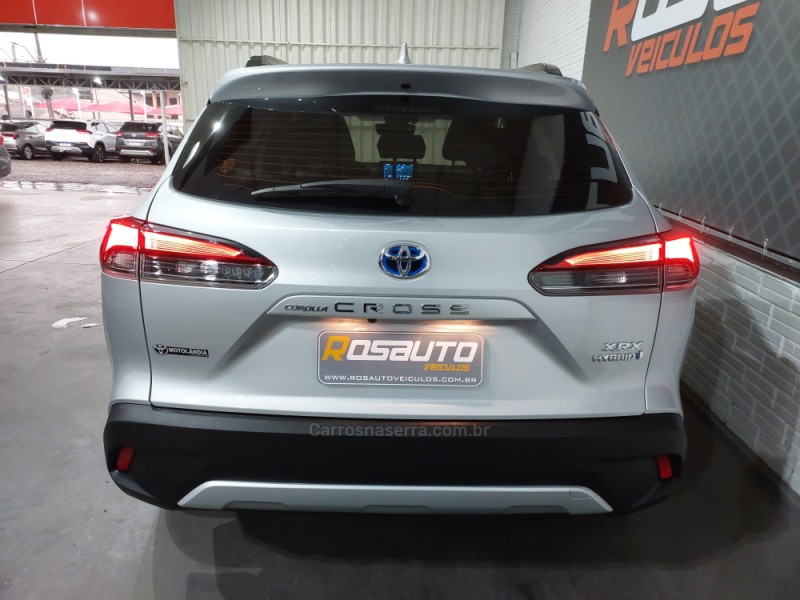 COROLLA 1.8 CROSS XRV 16V HÍBRIDO 4P AUTOMÁTICO - 2023 - VENâNCIO AIRES