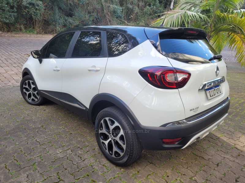 CAPTUR 1.6 16V FLEX INTENSE AUTOMÁTICO - 2018 - NOVA PRATA