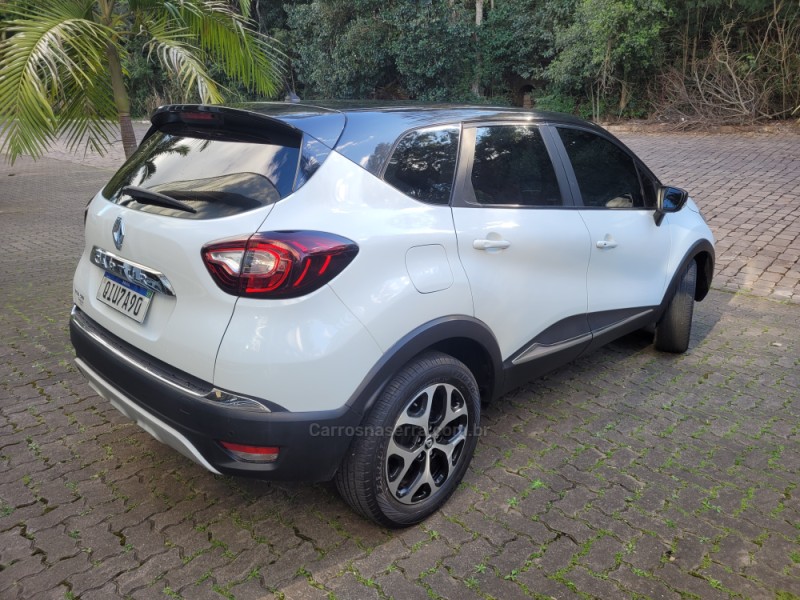 CAPTUR 1.6 16V FLEX INTENSE AUTOMÁTICO - 2018 - NOVA PRATA