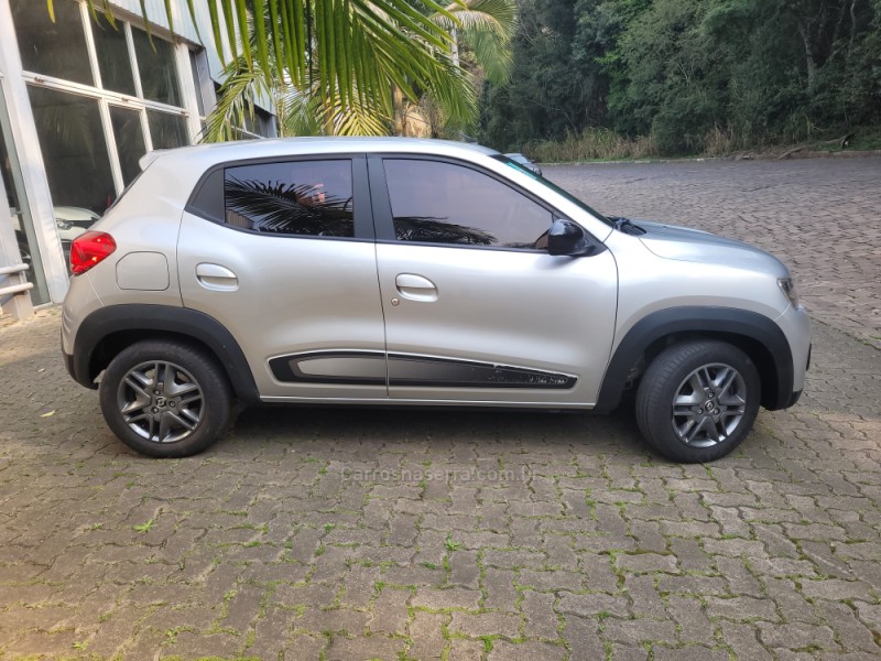 KWID 1.0 12V SCE FLEX INTENSE MANUAL - 2018 - NOVA PRATA