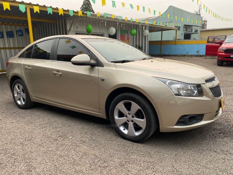 CRUZE 1.8 LT 16V FLEX 4P MANUAL - 2012 - SAPIRANGA