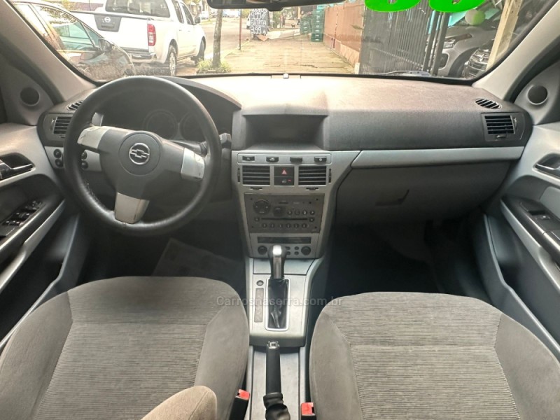 VECTRA 2.0 MPFI ELEGANCE 8V 140CV FLEX 4P AUTOMÁTICO - 2006 - PAROBé