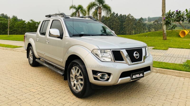 FRONTIER 2.5 SL 4X4 CD TURBO ELETRONIC DIESEL 4P AUTOMÁTICO - 2014 - DOIS IRMãOS