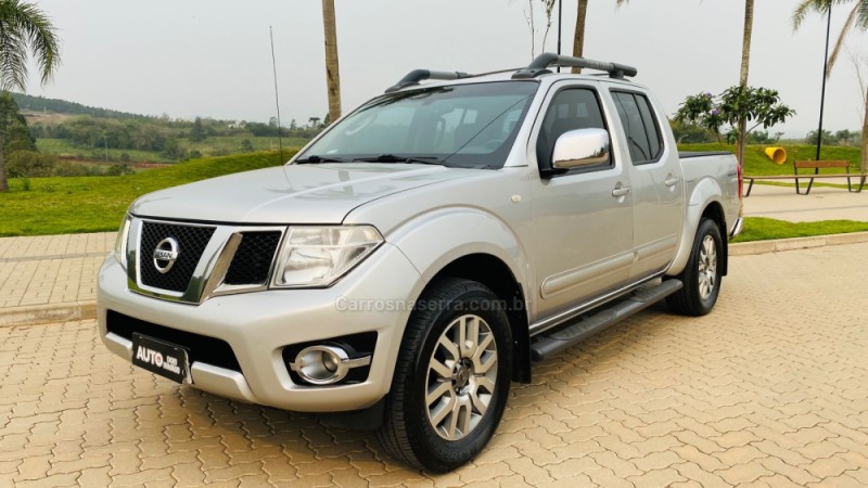 FRONTIER 2.5 SL 4X4 CD TURBO ELETRONIC DIESEL 4P AUTOMÁTICO - 2014 - DOIS IRMãOS