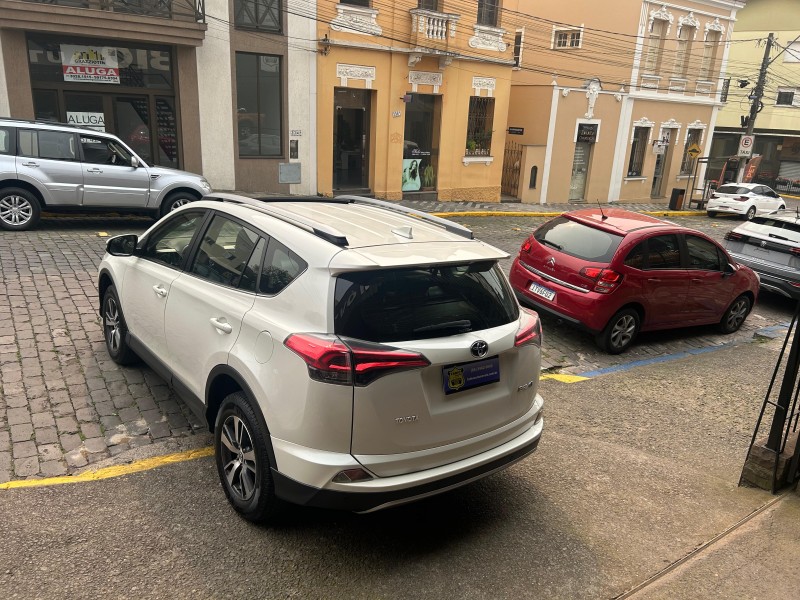 RAV4 2.0 TOP 4X2 16V GASOLINA 4P AUTOMÁTICO - 2018 - GARIBALDI