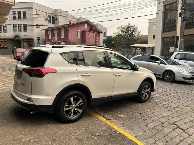 RAV4 2.0 TOP 4X2 16V GASOLINA 4P AUTOMÁTICO - 2018 - GARIBALDI