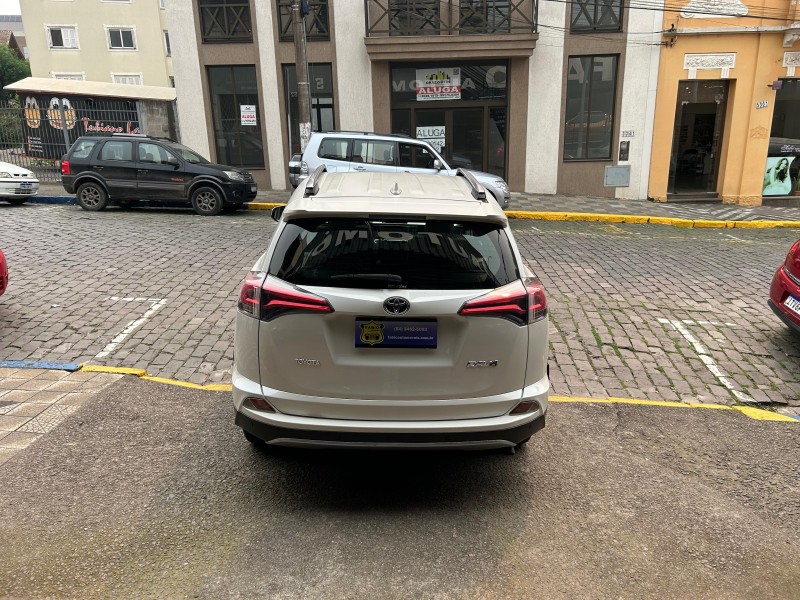 RAV4 2.0 TOP 4X2 16V GASOLINA 4P AUTOMÁTICO - 2018 - GARIBALDI