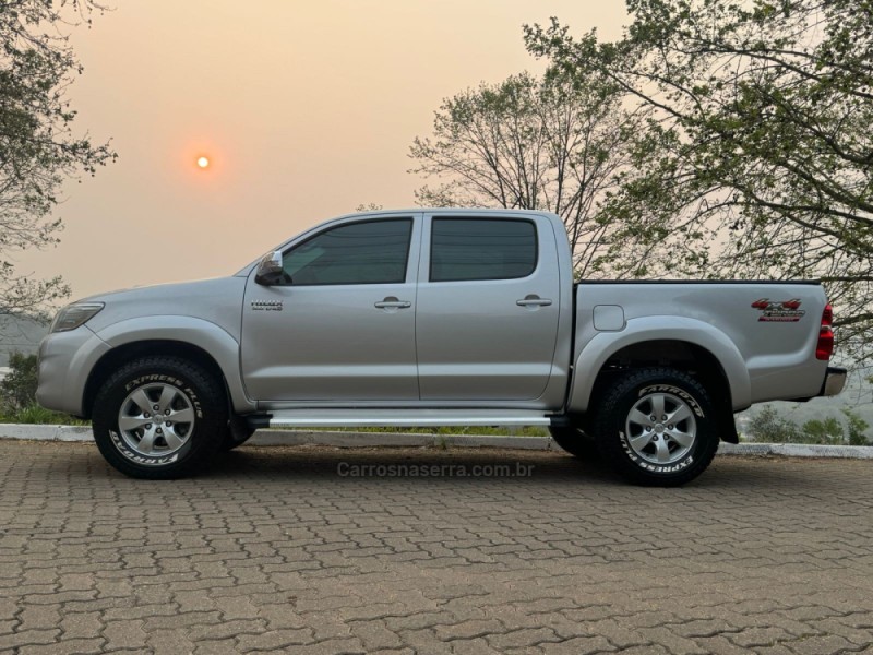 HILUX 3.0 SRV 4X4 CD 16V TURBO INTERCOOLER DIESEL 4P AUTOMÁTICO - 2014 - DOIS IRMãOS