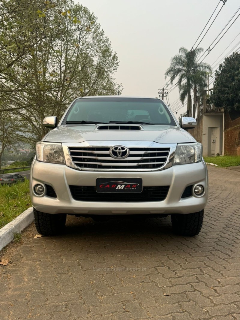 HILUX 3.0 SRV 4X4 CD 16V TURBO INTERCOOLER DIESEL 4P AUTOMÁTICO - 2014 - DOIS IRMãOS