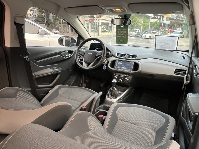 PRISMA 1.4 MPFI LTZ 8V FLEX 4P MANUAL - 2015 - CAXIAS DO SUL