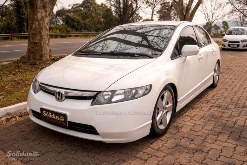 CIVIC 1.8 LXS 16V GASOLINA 4P MANUAL - 2008 - DOIS IRMãOS