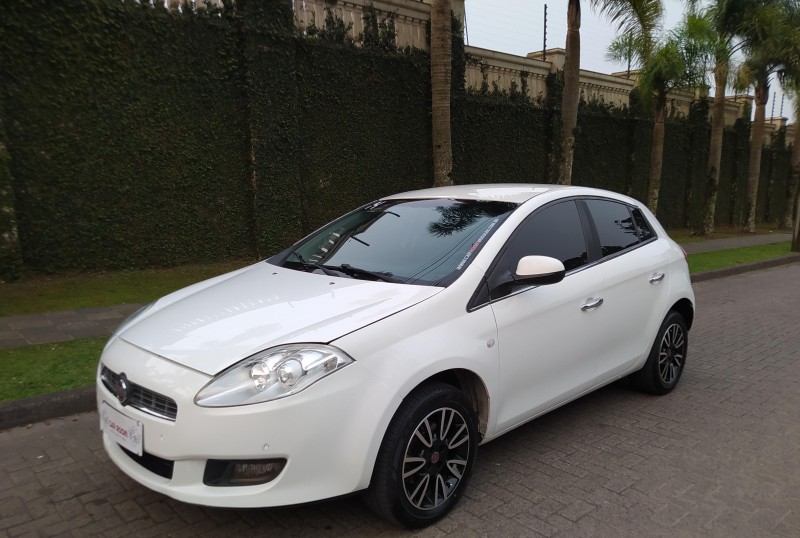 BRAVO 1.8 ESSENCE 16V FLEX 4P MANUAL - 2014 - CAXIAS DO SUL