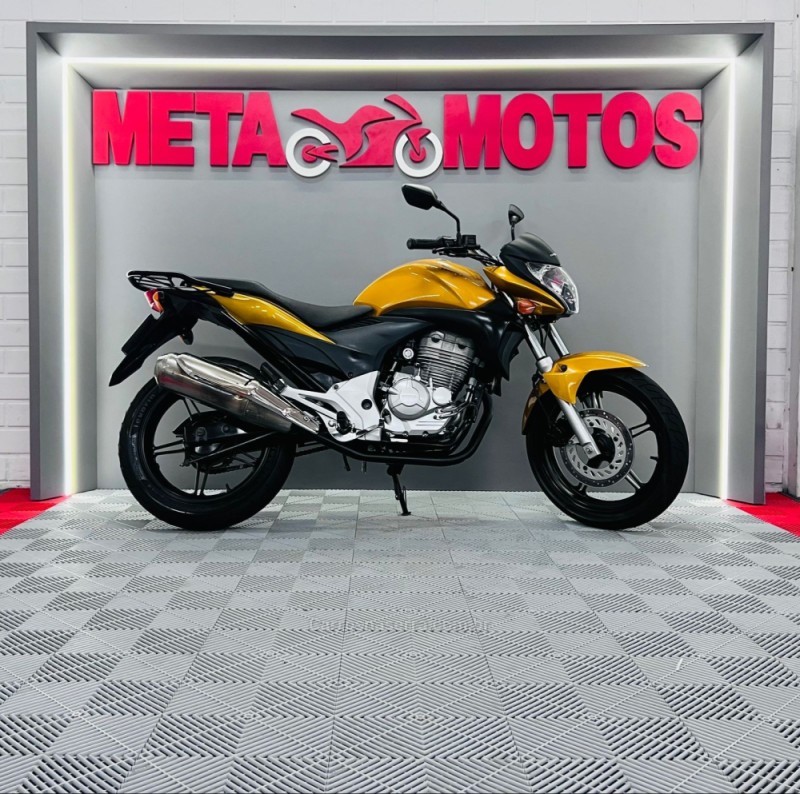 CB 300R  - 2010 - CAMPO BOM