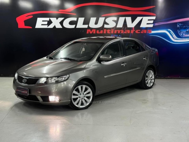 CERATO 1.6 SX3 16V GASOLINA 4P MANUAL - 2013 - ESTâNCIA VELHA