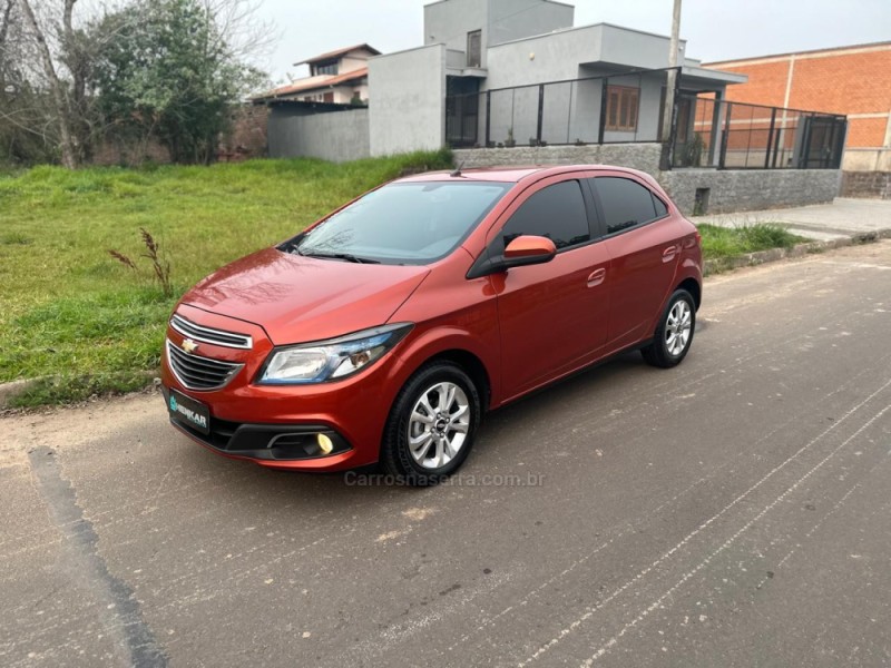 ONIX 1.4 MPFI LTZ 8V FLEX 4P MANUAL - 2013 - CAMPO BOM