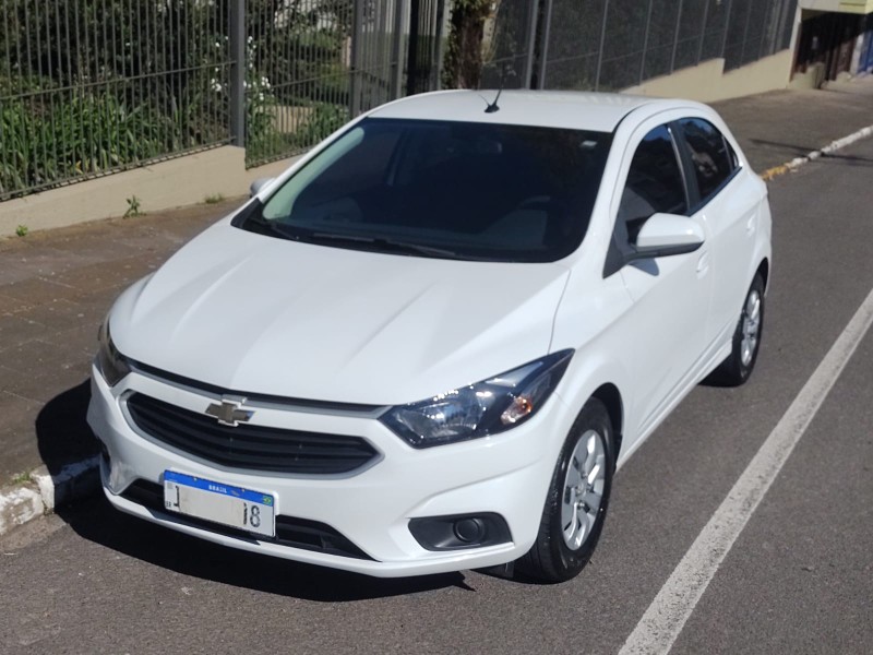 ONIX 1.0 LT PLUS 8V FLEX 4P MANUAL - 2019 - FARROUPILHA