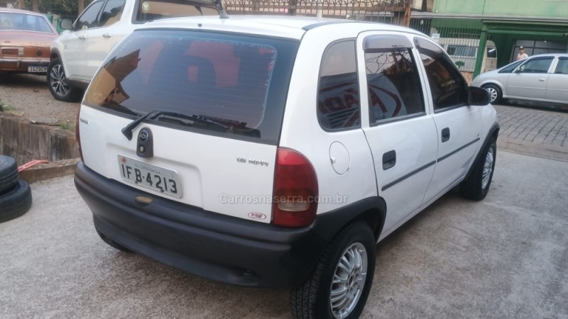 CORSA 1.6 MPFI GL 8V GASOLINA 4P MANUAL - 1996 - CAXIAS DO SUL