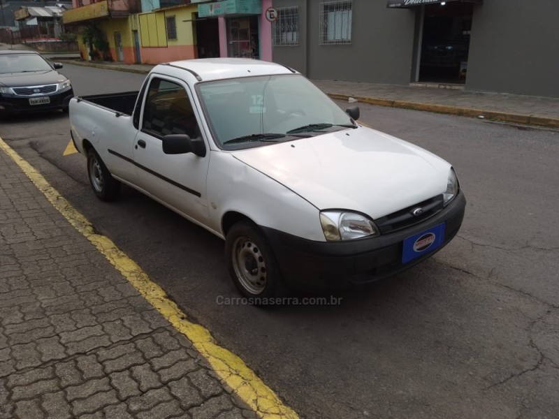 COURIER 1.6 L 8V FLEX MANUAL - 2012 - CAXIAS DO SUL