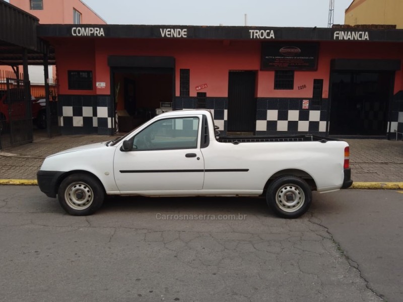 COURIER 1.6 L 8V FLEX MANUAL - 2012 - CAXIAS DO SUL