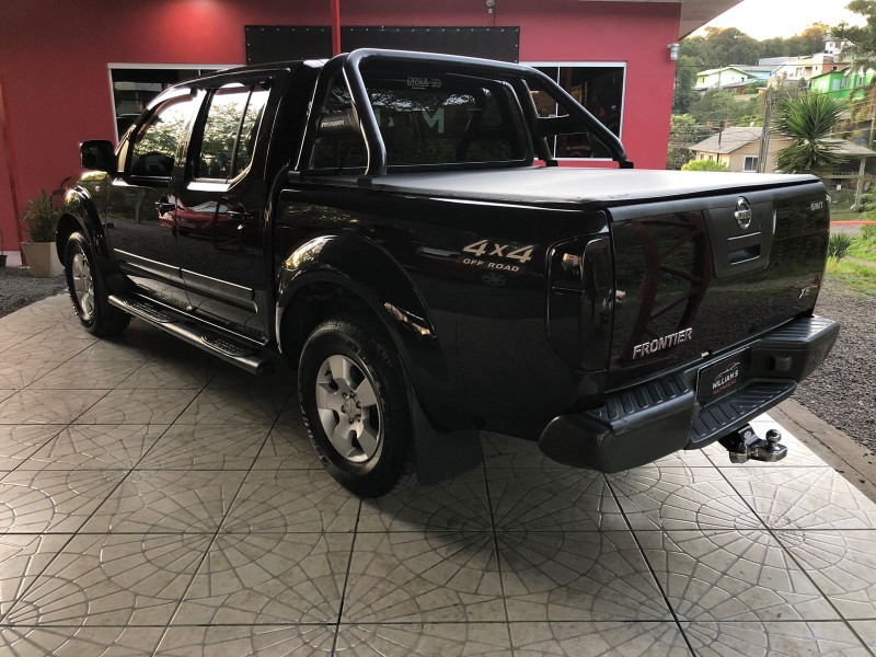 FRONTIER 2.5 XE 4X4 CD TURBO ELETRONIC DIESEL 4P MANUAL - 2010 - CAXIAS DO SUL