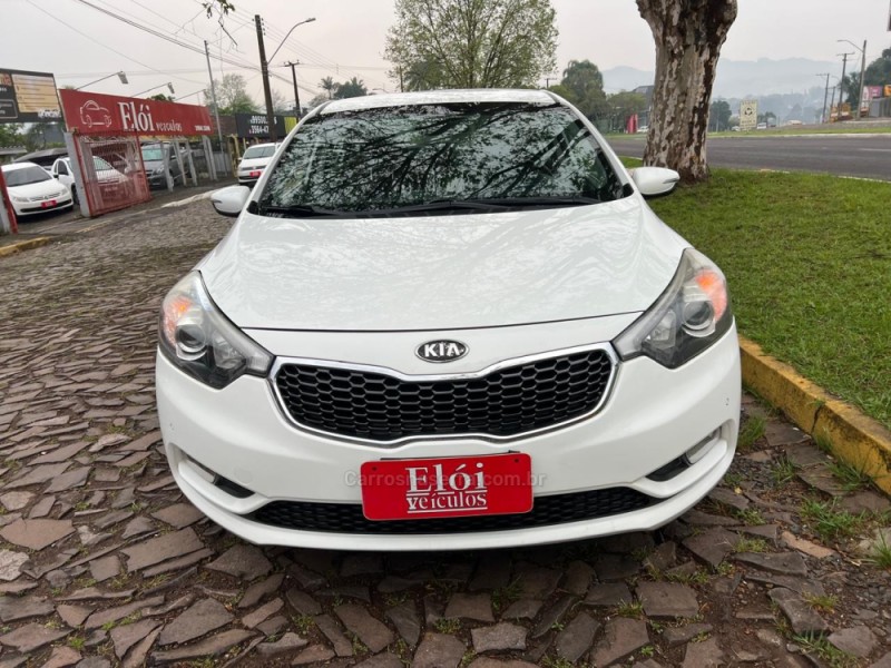 CERATO 1.6 SX3 16V FLEX 4P AUTOMÁTICO - 2014 - DOIS IRMãOS