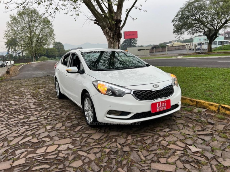 CERATO 1.6 SX3 16V FLEX 4P AUTOMÁTICO - 2014 - DOIS IRMãOS