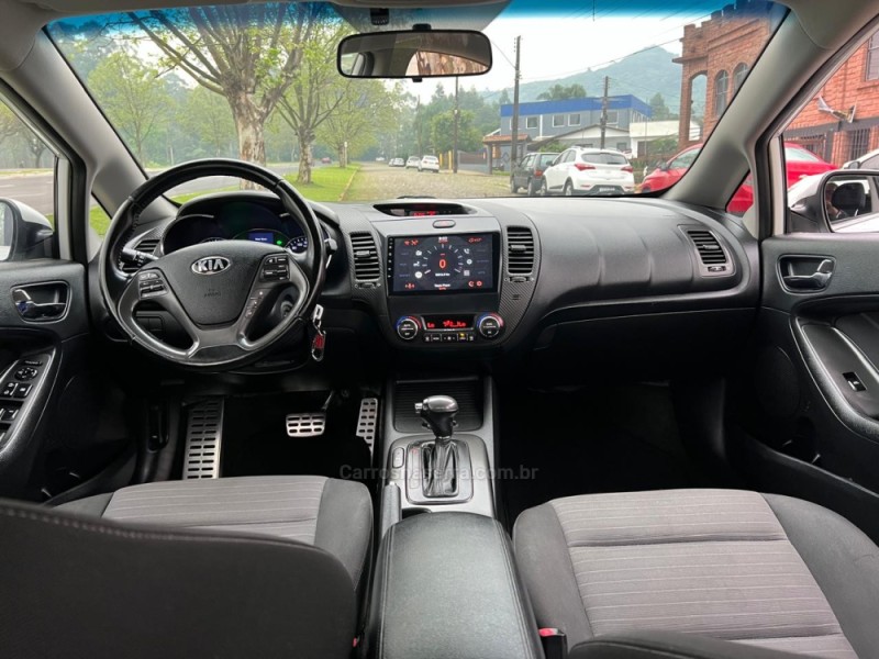 CERATO 1.6 SX3 16V FLEX 4P AUTOMÁTICO - 2014 - DOIS IRMãOS