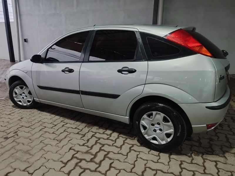 FOCUS 1.6 8V GASOLINA 4P MANUAL - 2006 - CAXIAS DO SUL